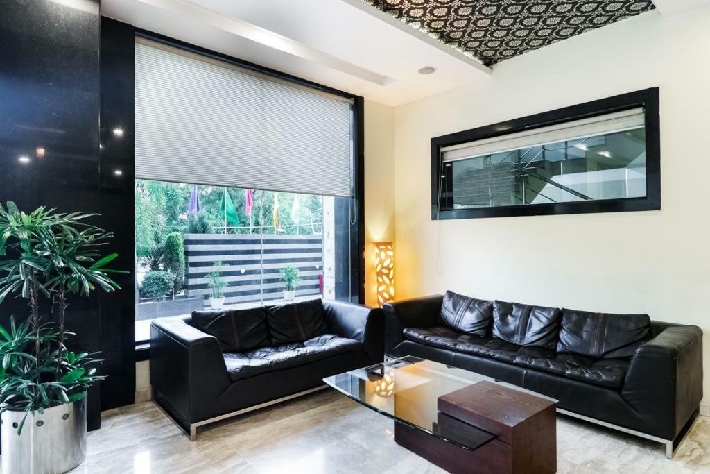 La Silver Leaf Hotel Nawashahr ภายนอก รูปภาพ