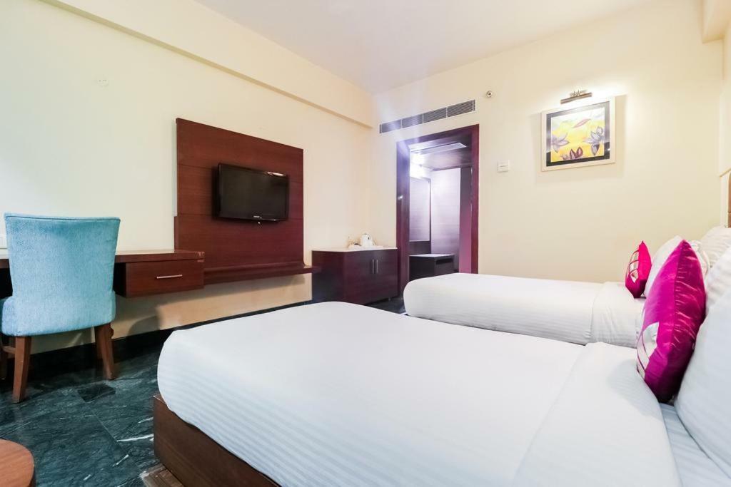 La Silver Leaf Hotel Nawashahr ภายนอก รูปภาพ